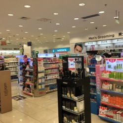 屈臣氏入駐金鷹置業(yè)廣場(chǎng)精品區(qū)，打造都市生活新地標(biāo)